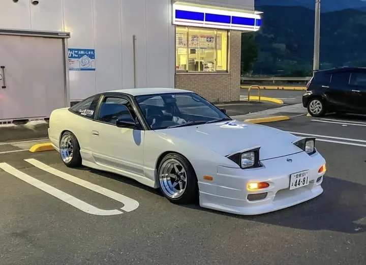 profile.banner_alt
